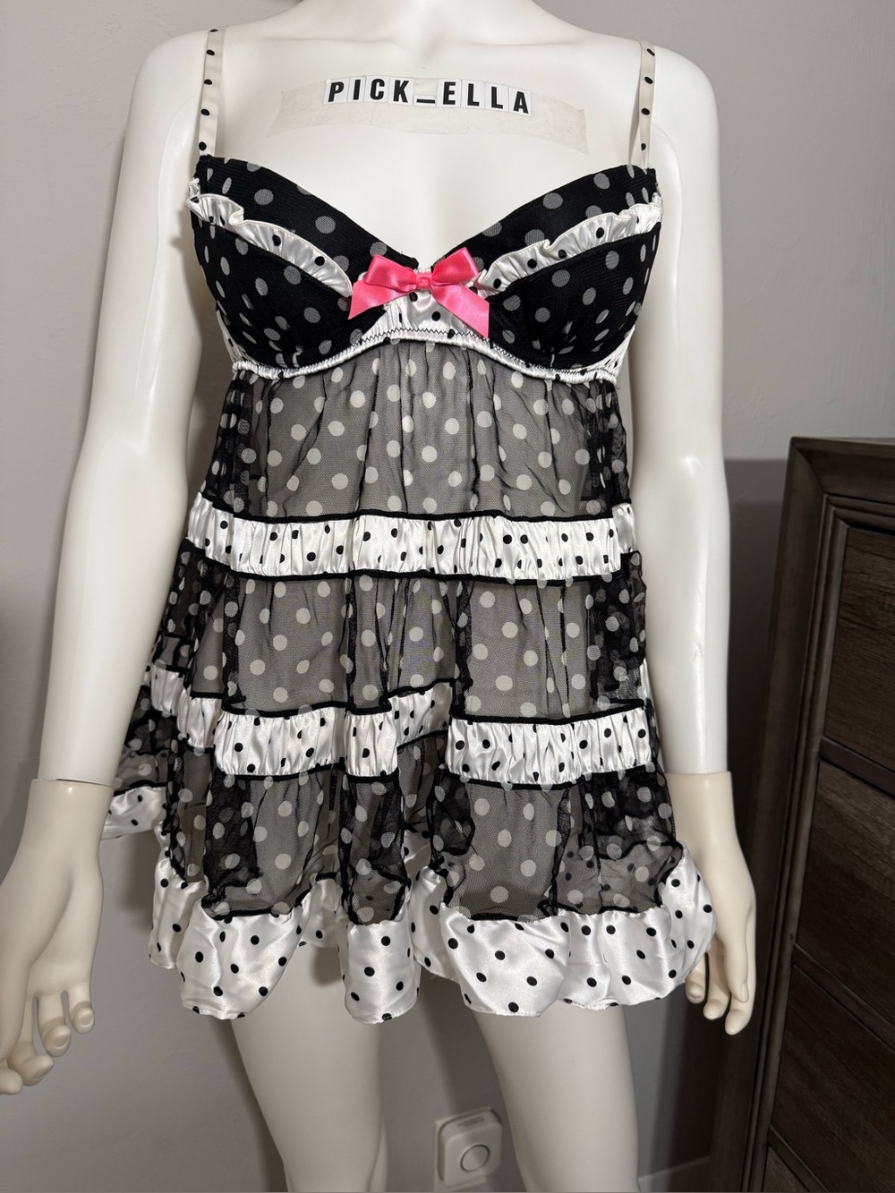 36C VS Victoria’s Secret Sexy little thing ruffled Black white polkadot lingerie